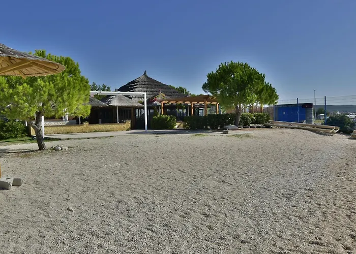 Bura By Interhome Lägenhet *